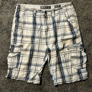 Men’s BKE shorts 38/25